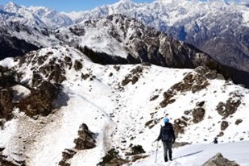 pangarchulla-peak-with-kuari-pass-trek