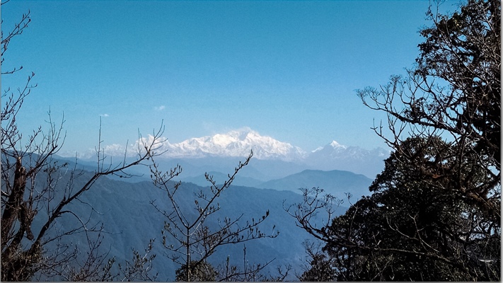 sleeping-budhha-on-the-way-to-sandakphu