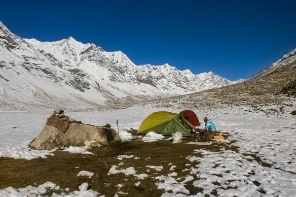 base-camp-set-up-in-miyar-valley