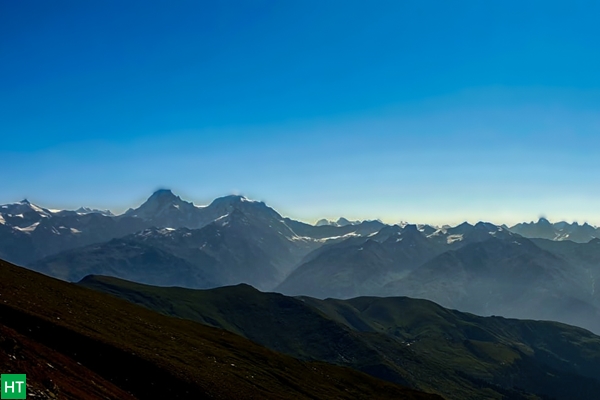 peak-views-from-kalihani-pass-base-camp