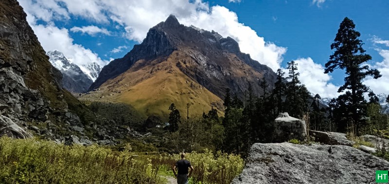 looking-at-har-ki-dun-peak-late-septemeber-2019