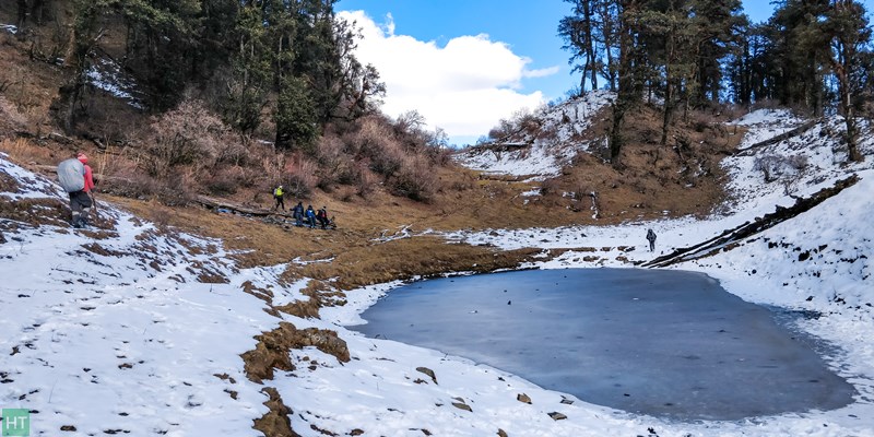 small-frozen-lake-on-the-way-to-barnala