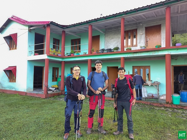 homestay-lodge-accommodation-in-garhwal-village
